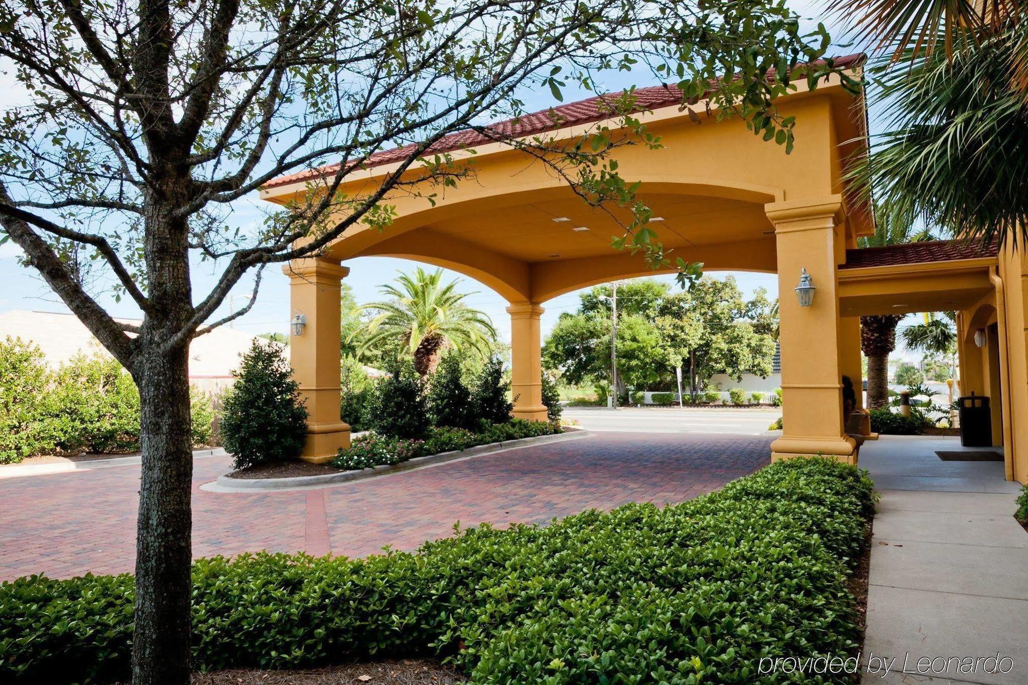 La Quinta By Wyndham Fort Walton Beach Hotel Exterior foto